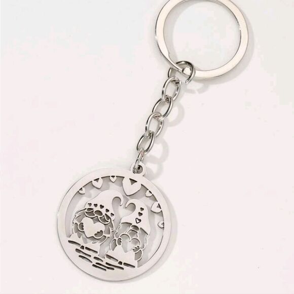 Gnome Heart Keychain - Picture 1 of 4